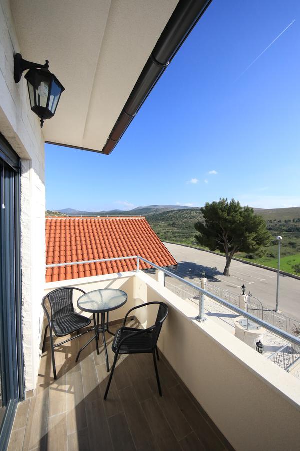 B&B Ave Maria Vrpolje Экстерьер фото