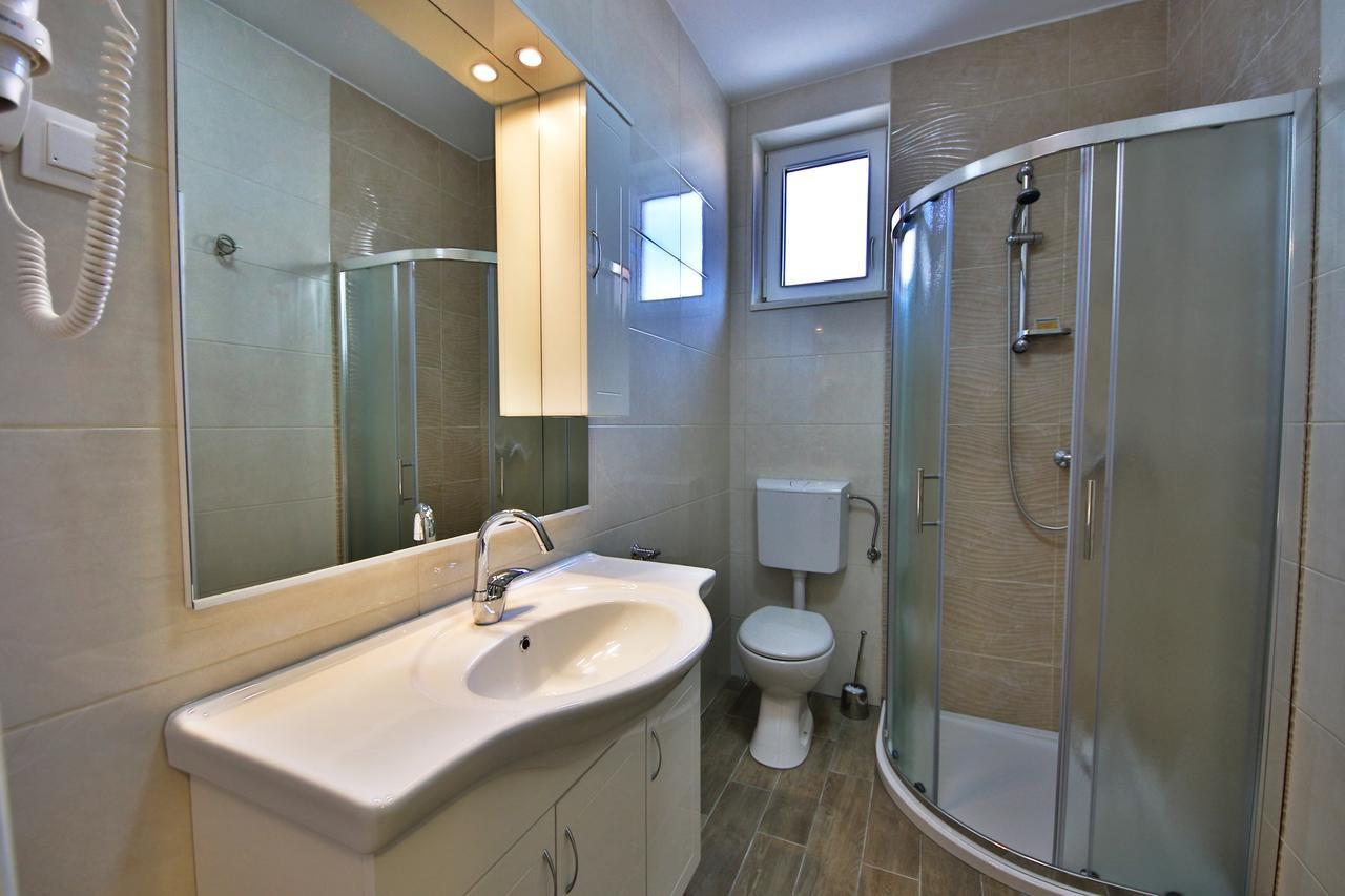 B&B Ave Maria Vrpolje Экстерьер фото